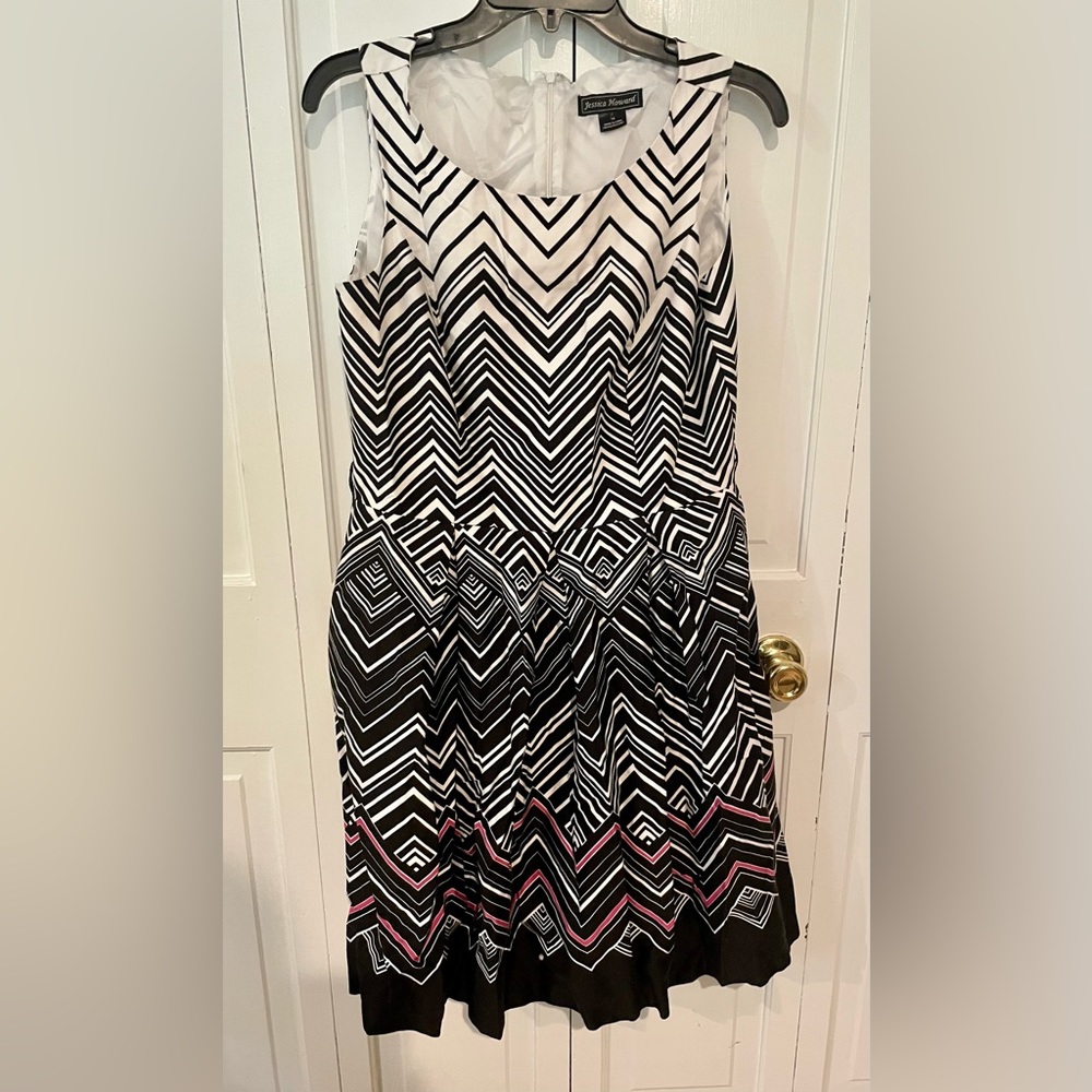 Jessica Howard Chevron Dress black white pink fit flare Size 14
